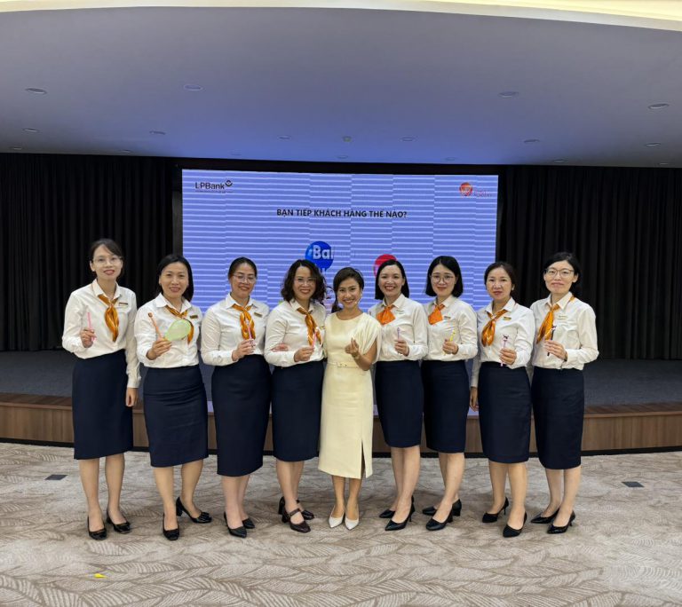 TRẢI NGHIỆM KHÁCH HÀNG VƯỢT TRỘI – LP BANK HÀ NỘI