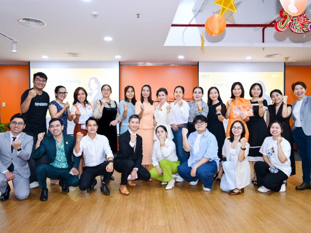 SỨC MẠNH TRANG PHỤC – FWD